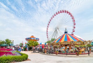 Stay Safe at the Theme Parks and Attractions