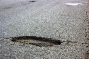 Le Di a un Objeto en la Carretera. ¿Ahora que?